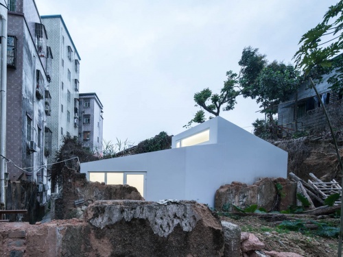 SHANGWEI URBAN VILLAGE PLUGIN HOUSES